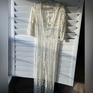 Jen’s Pirate Booty white kimono